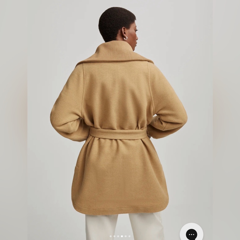 VARLEY Pearson Fleece Coat. Size small. - Picture 4 of 10